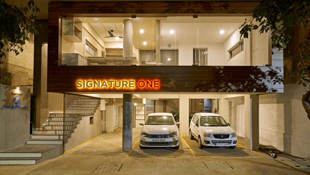 Signature one slider img 1